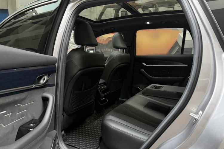 Used Geely Auto Monjaro L 2024 2.0TD High-Power Automatic Two-Wheel Drive Yunqi Version
