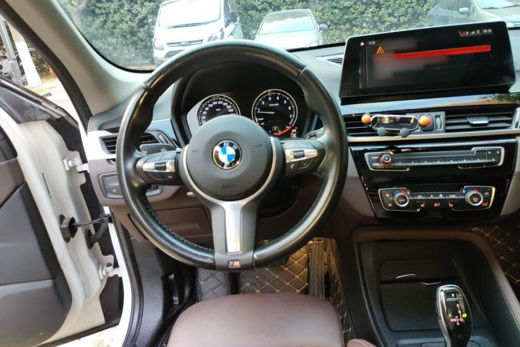 Used BMW X1 2021 sDrive25Li Leading Model
