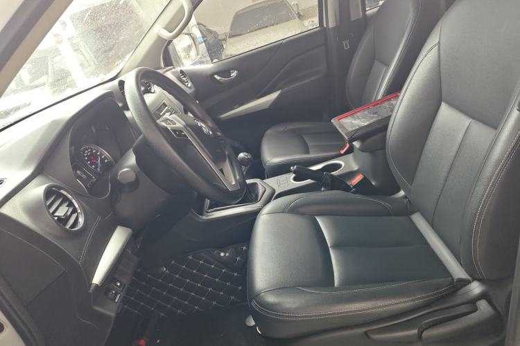 Used Dongfeng Ruichi 6 2023 Revised Version 2.4L Manual Two-Wheel Drive Gasoline Standard Edition
