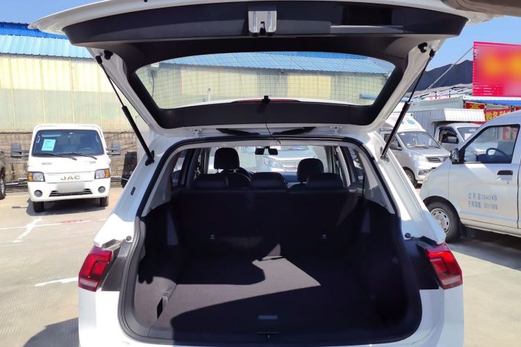 Used Volkswagen Tiguan L 2019 Updated Version 330TSI Automatic Two-Wheel Drive Panoramic Comfort Edition China VI Standard
