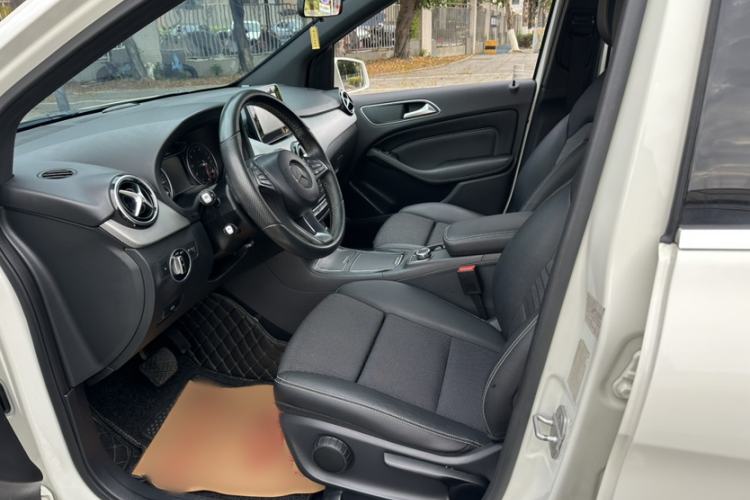 Used Mercedes-Benz B-Class 2015 B 200 Sport Edition
