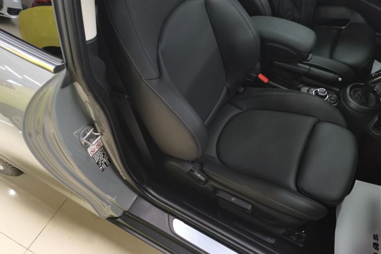 Used  MINI 2022 Updated 1.5T COOPER Classic Edition