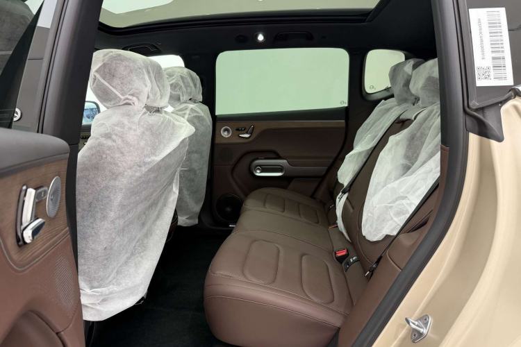 Used  #5 2024 Long-Range Journey Luxury Edition