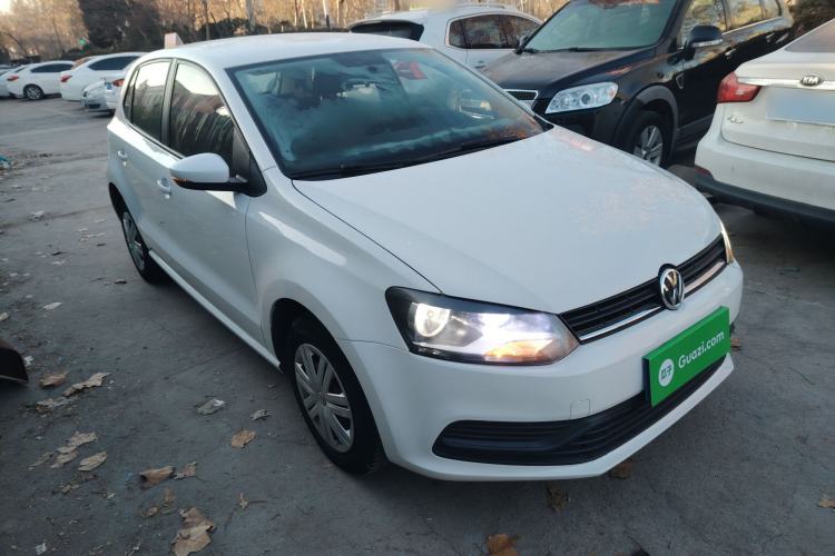 Used Volkswagen Polo 2014 1.4L Manual Fashion Edition
