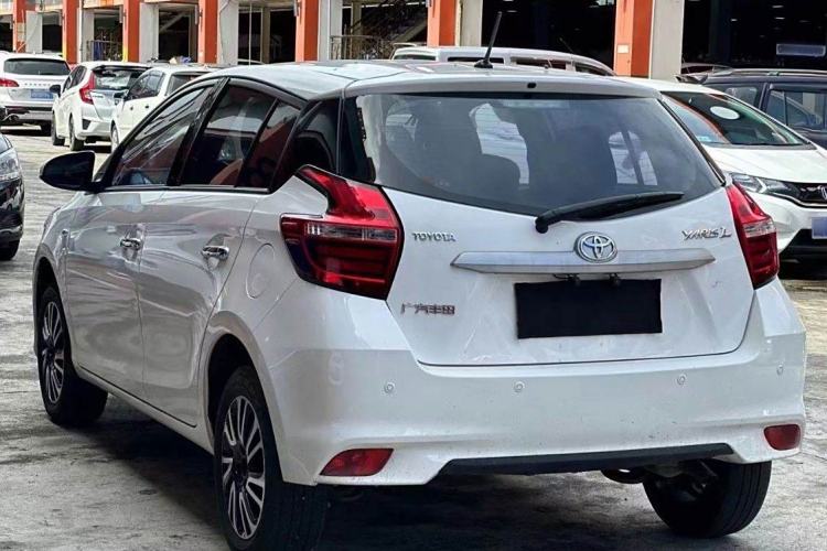 Used Toyota YARiS L 2016 Revised 1.5E CVT Charming Edition
