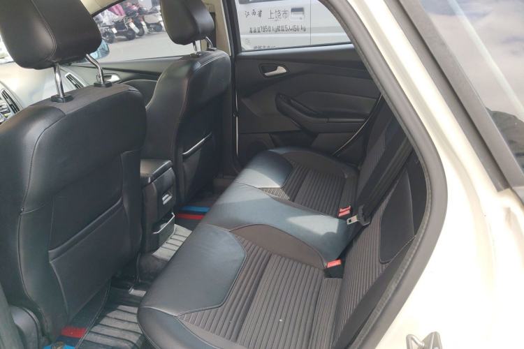 Used Ford Focus 2017 Hatchback 1.6L Automatic Fashion Edition Smart Drive Version