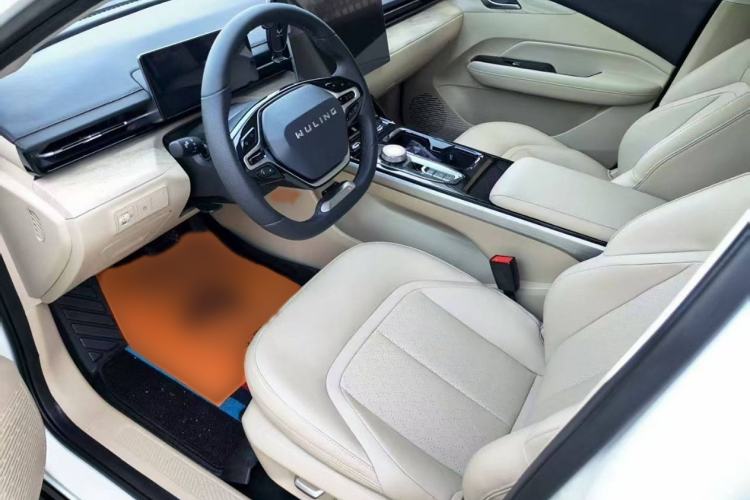 Used Wuling Xingguang 2023 150 Advanced Edition
