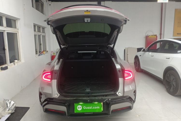 Used  YU7 2025 Ultra-Long Range High-Performance All-Wheel-Drive Max Edition
