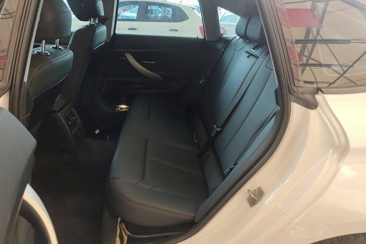 Used BMW 3 Series GT 2017 320i Sport Edition