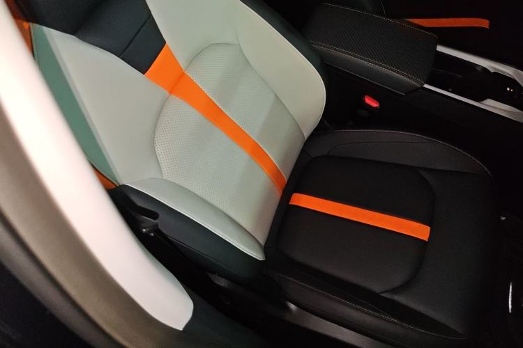 Used Dongfeng Aeolus Yixuan 2023 Mach Edition 1.5L Automatic Chasing Shadow Version
