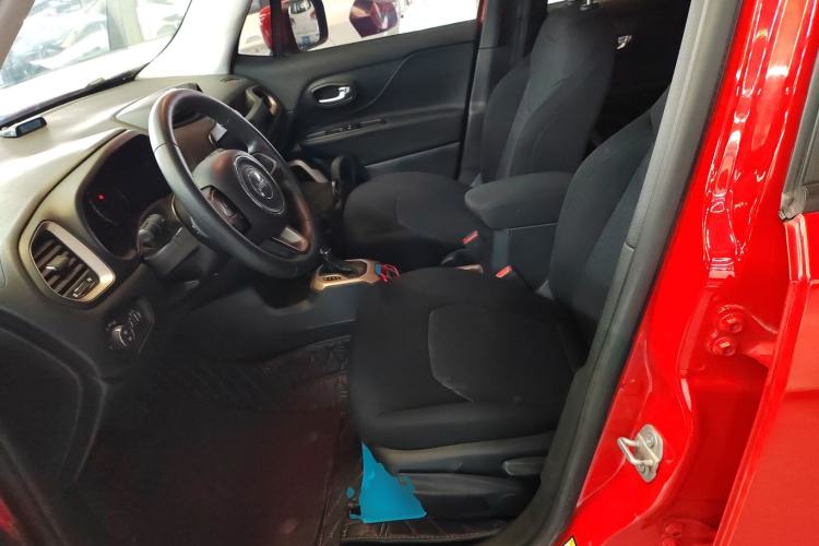 Used  Renegade 2016 1.4T Automatic Kinetic Edition