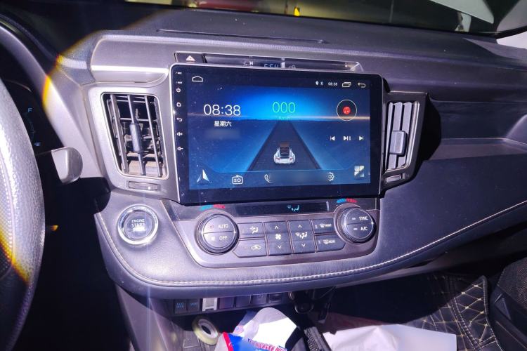 Used Toyota RAV4 2016 2.0L CVT Two-Wheel Drive Fashion Edition China V Standard
