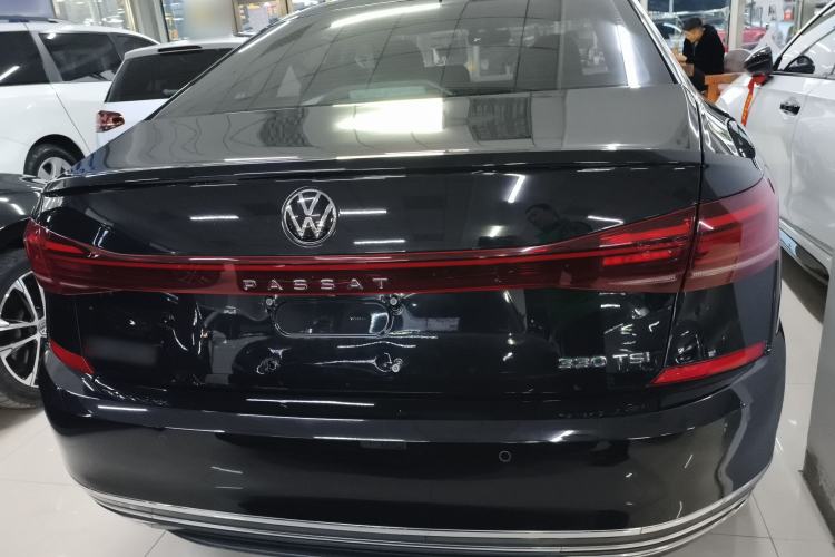 Used Volkswagen Passat 2023 330TSI Starry Elite Edition