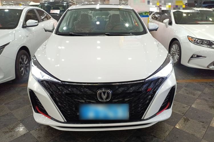 Used Changan Eado 2025 PLUS 1.4T Dual-Clutch High-Energy Version
