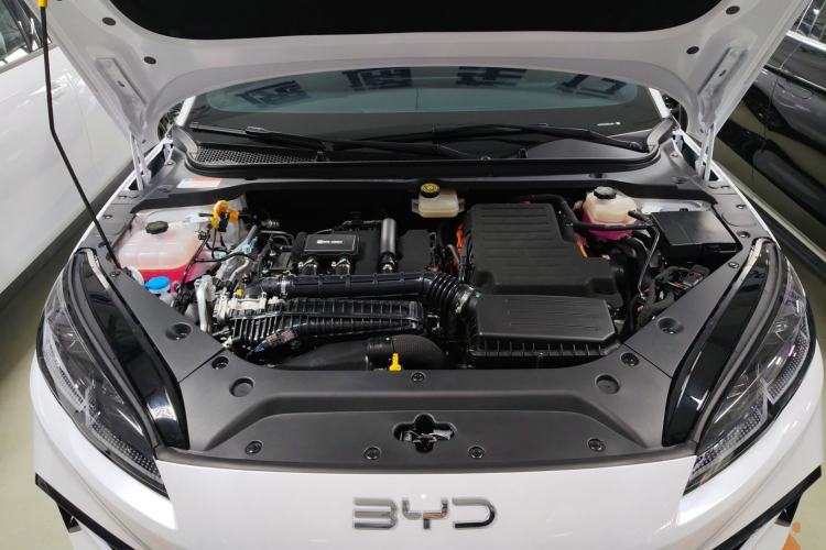 Used BYD Seal 06 New Energy 2025 DM-i Smart Drive 80KM Luxury Model
