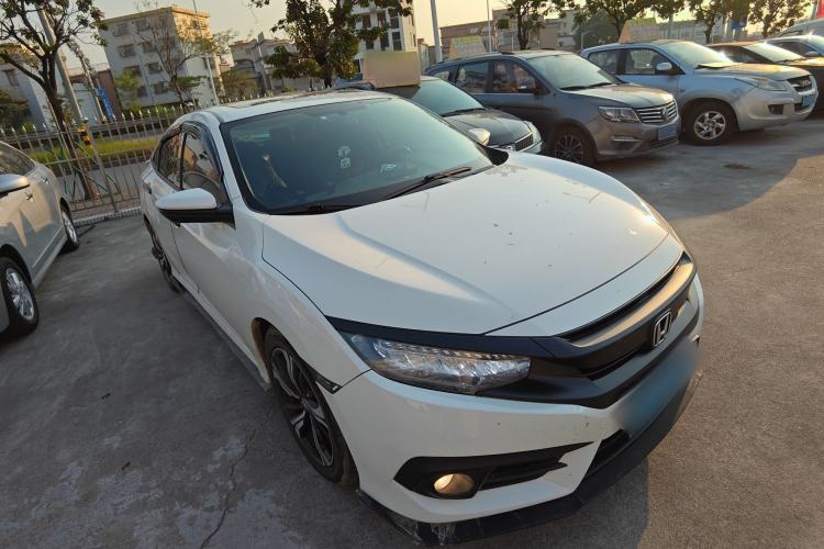 Used Honda Civic 2016 220TURBO CVT Prestige Edition
