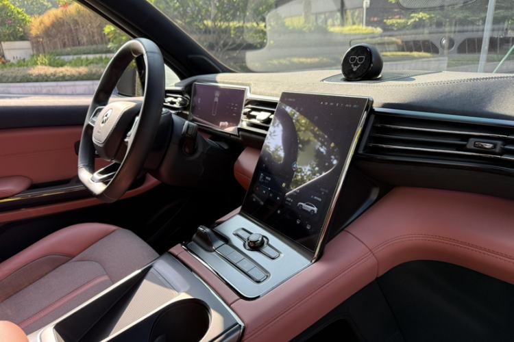 Used Nio EC6 2020 465 km Sport Edition
