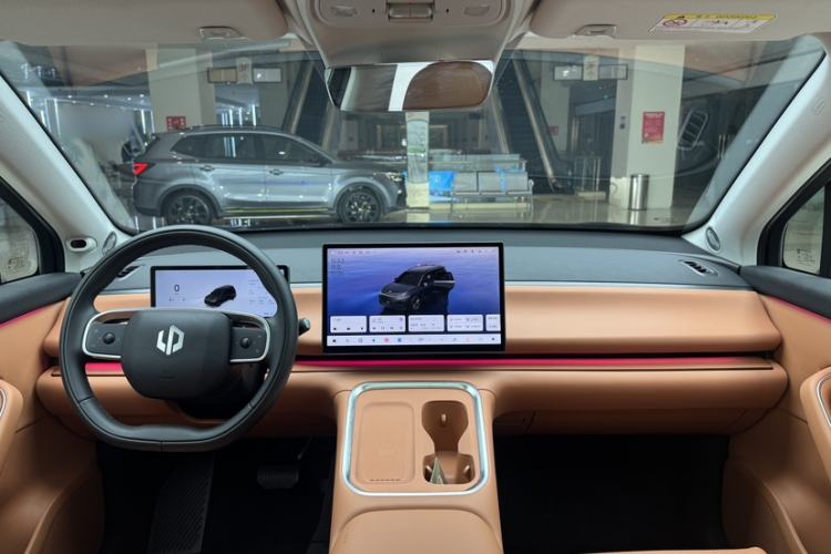 Used Leapmotor C16 2026 Extended-Range 280 LiDAR Zhizun Edition 6 Seats
