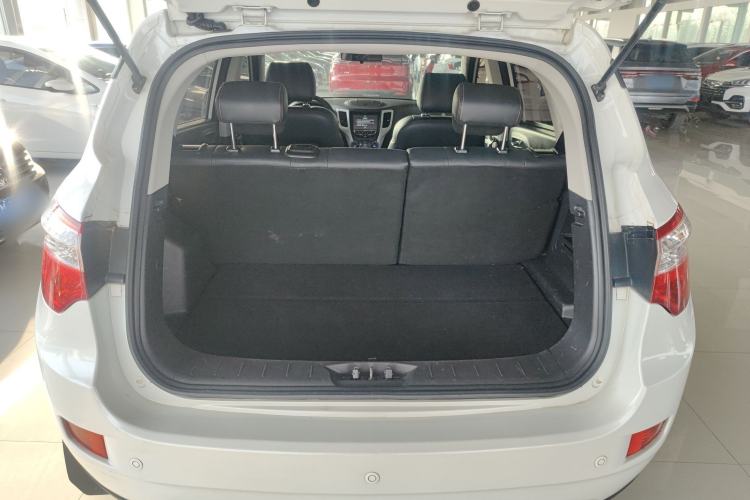 Used Changan CS35 2016 1.6L Manual Luxury Model China V Standard