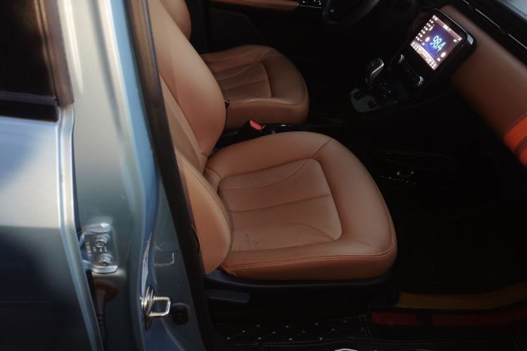 Used ORA iQ 2018 High-Range Version Smart Connectivity Model