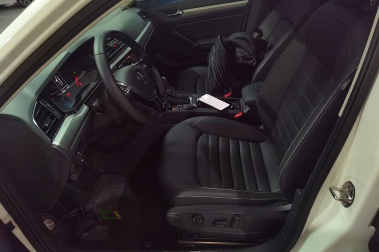 Used Volkswagen Lamando 2019 280TSI DSG Comfort Edition China VI standard
