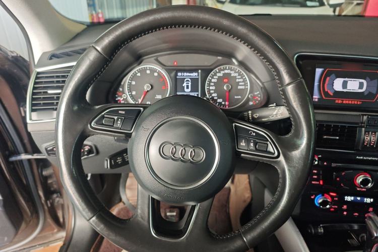 Used Audi Q5 2015 40 TFSI Technology Edition
