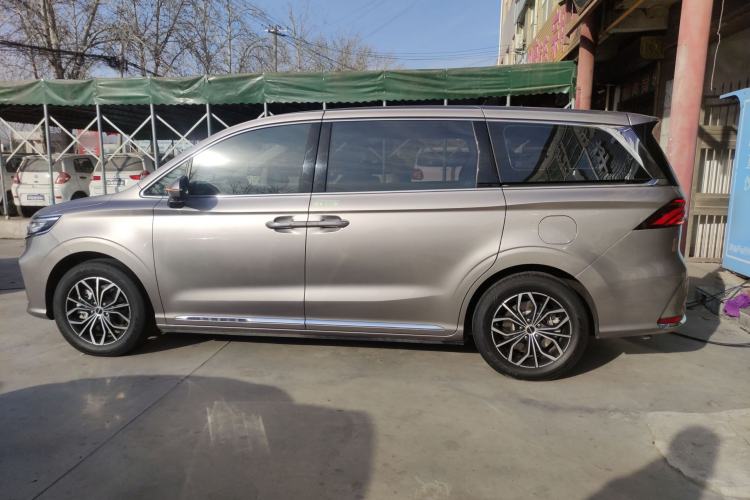 Used Roewe iMAX8 New Energy 2025 1.5T DMH Lu Zun Deluxe Edition