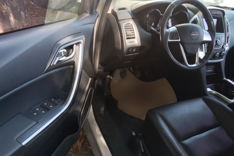 Used JMC Yuhu 7 2016 2.4T Two-Wheel Drive Luxury Edition JX4D24
