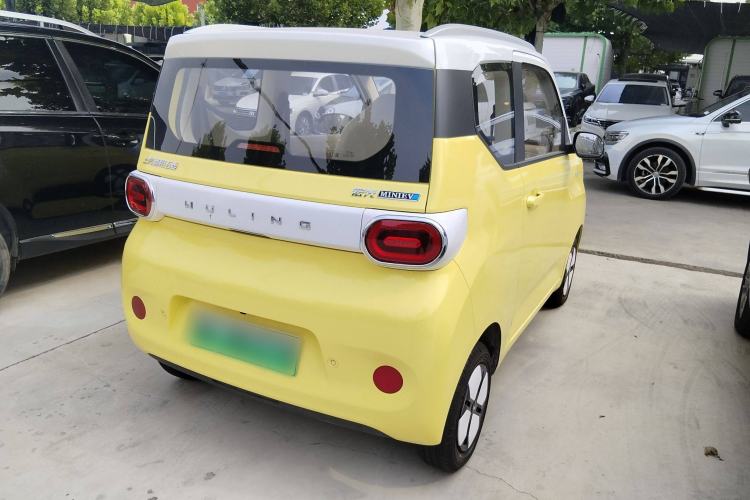 Used Wuling Hongguang MINIEV 2024 3rd Generation 215km Advanced Version
