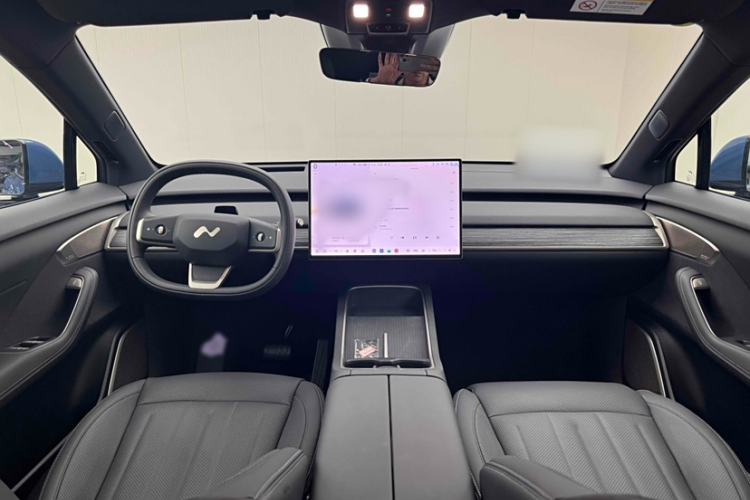 Used ONVO L60 2024 60 kWh Rear-Drive Version
