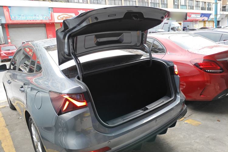 Used Roewe i5 2023 1.5L Manual Comfort Edition