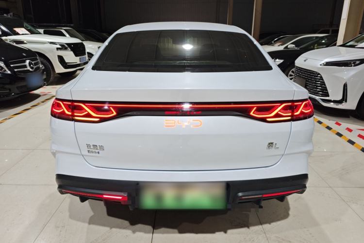 Used BYD Qin L 2024 DM-i 80KM Leading Model
