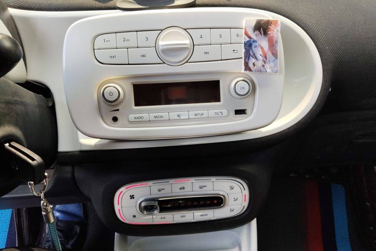 Used  fortwo 2015 1.0L 52 kW Hardtop Passion Edition
