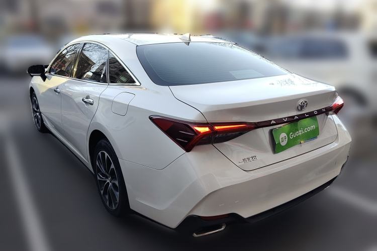 Used Toyota Avalon 2022 2.0L Luxury Edition
