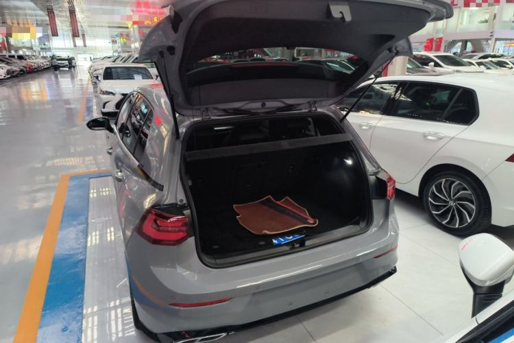 Used Volkswagen Golf 2023 280TSI DSG R-Line 20th Anniversary Edition
