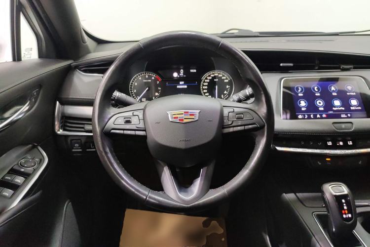 Used Cadillac XT4 2018 28T Two-Wheel Drive Leading Version
