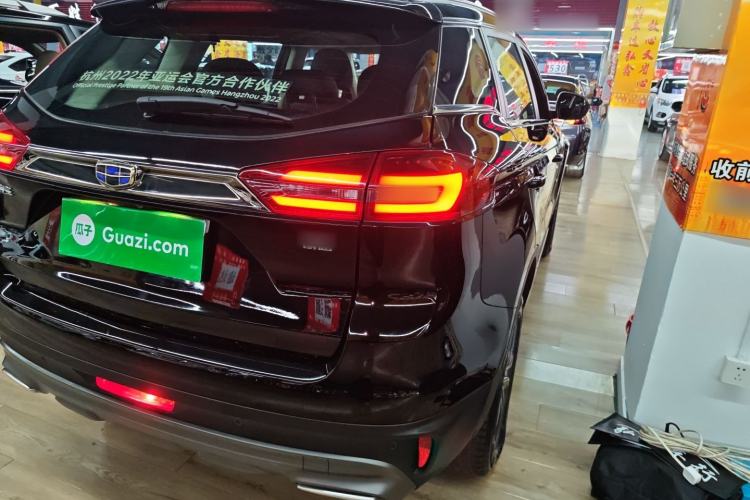 Used Geely Auto Emgrand X7 Sport 2020 1.8TD DCT Two-Wheel Drive Smart Connect 4G-Enabled Version
