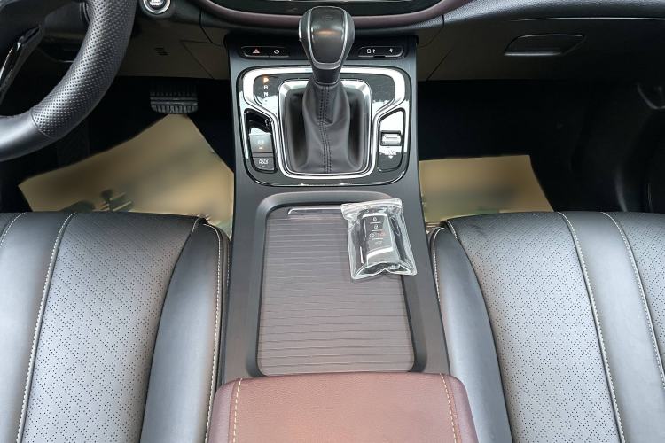 Used GAC Trumpchi M6 2023 PRO 270T DCT Luxury Edition
