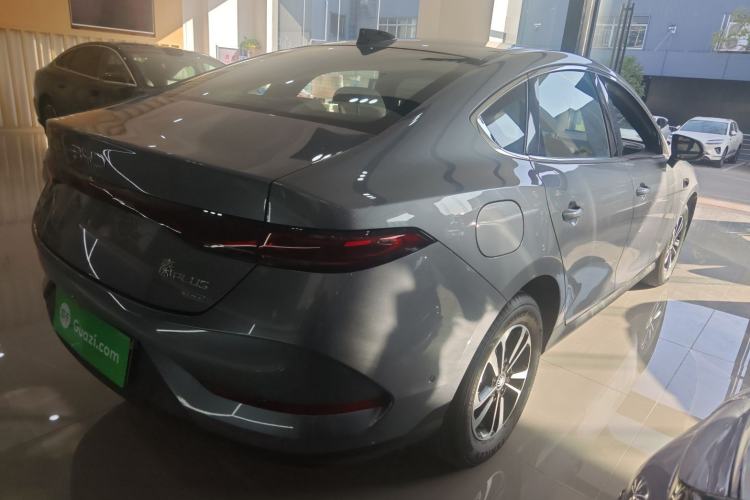 Used BYD Qin PLUS 2025 DM-i Smart Drive 120KM Superior Model
