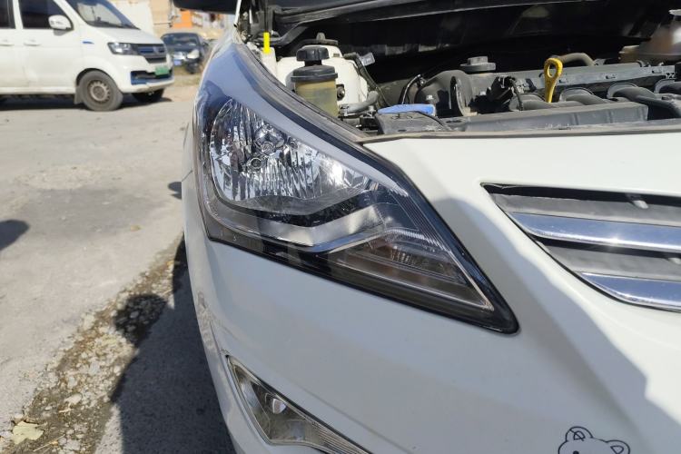 Used Hyundai Verna 2014 1.4L Automatic Smart GLS
