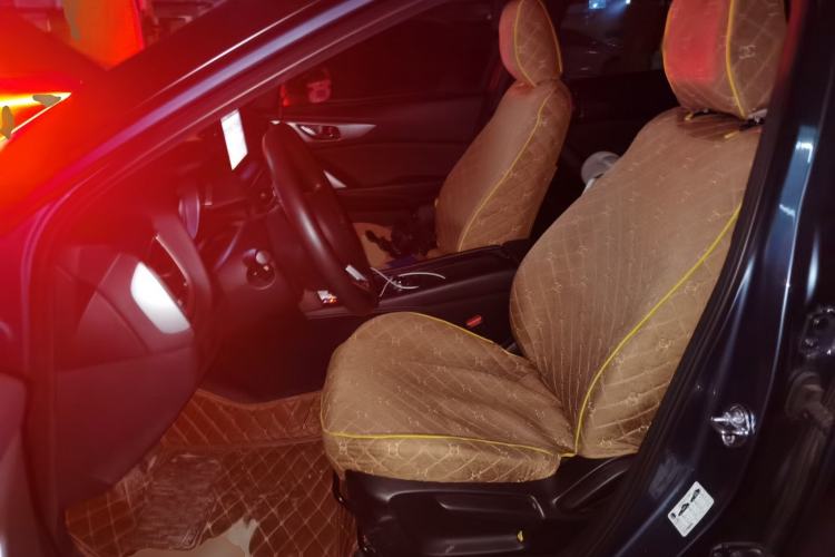 Used Mazda CX-4 2018 2.0L Automatic Two-Wheel Drive Blue Sky Dynamic Version China V Standard
