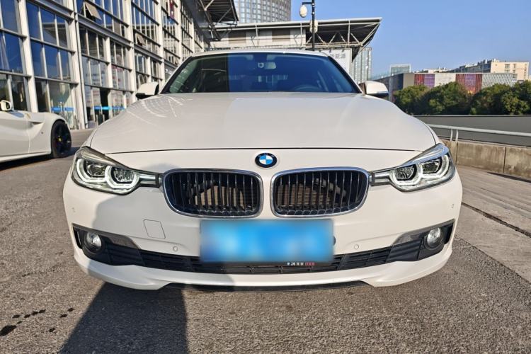 Used BMW 3 Series 2017 320Li Fashion Model
