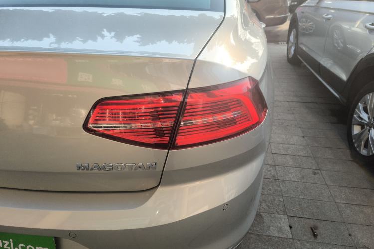 Used Volkswagen Magotan 2018 380TSI DSG Luxury Model
