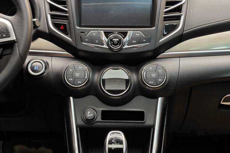 Used BYD Song New Energy 2017 Song DM 1.5TID All-Wheel Drive Luxury Model