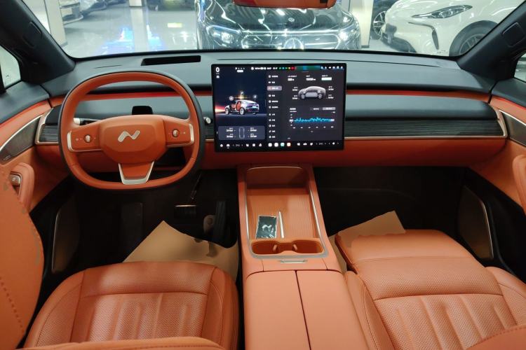 Used ONVO L60 2024 60 kWh Rear-Drive Version