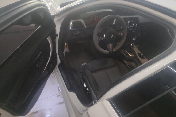 Used BMW 3 Series 2018 320i M Sport Package
