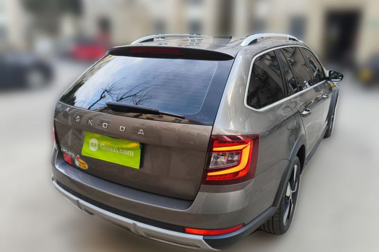 Used Skoda Octavia 2019 TSI280 DSG Luxury Edition Station Wagon China VI Standard