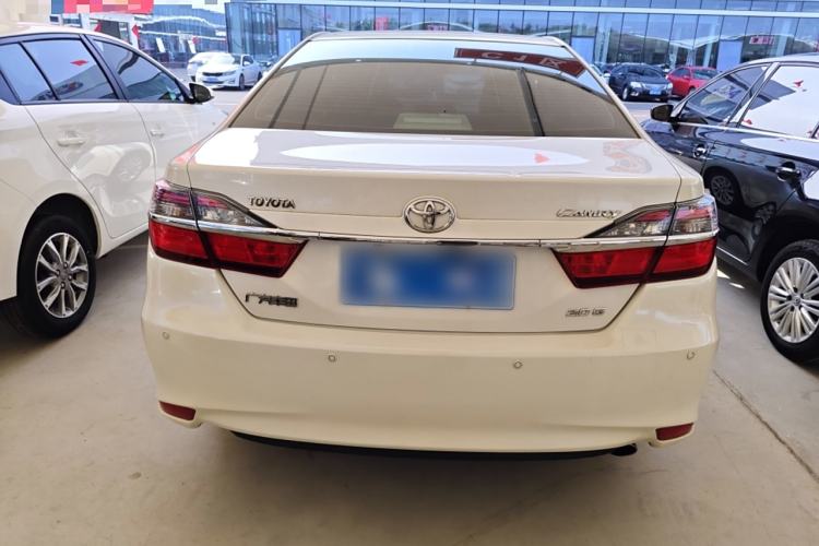 Used Toyota Camry 2015 2.0G Premier Edition
