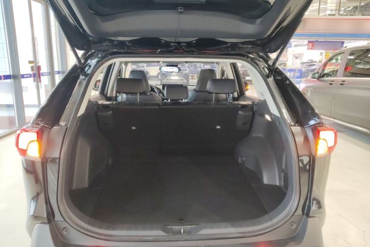 Used Toyota RAV4 2023 2.0L CVT Two-Wheel Drive Fashion Plus Edition