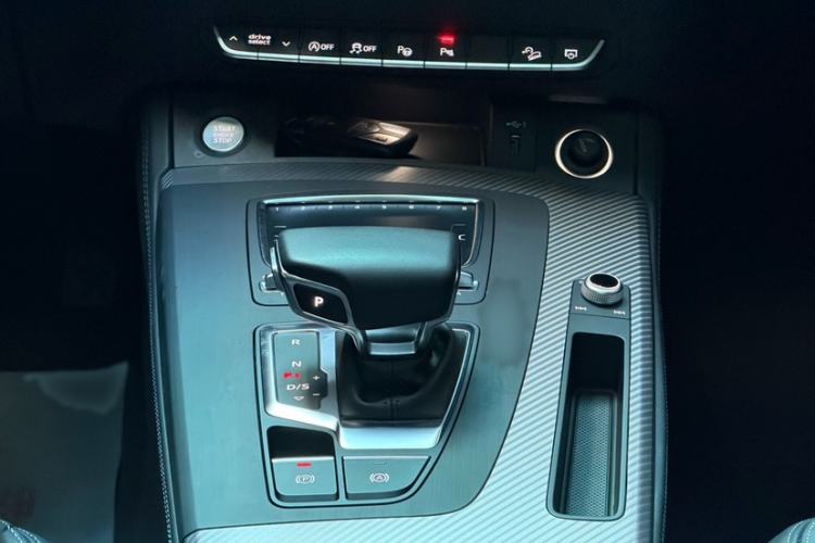 Used Audi Q5L 2020 45 TFSI Prestige Fashion Model